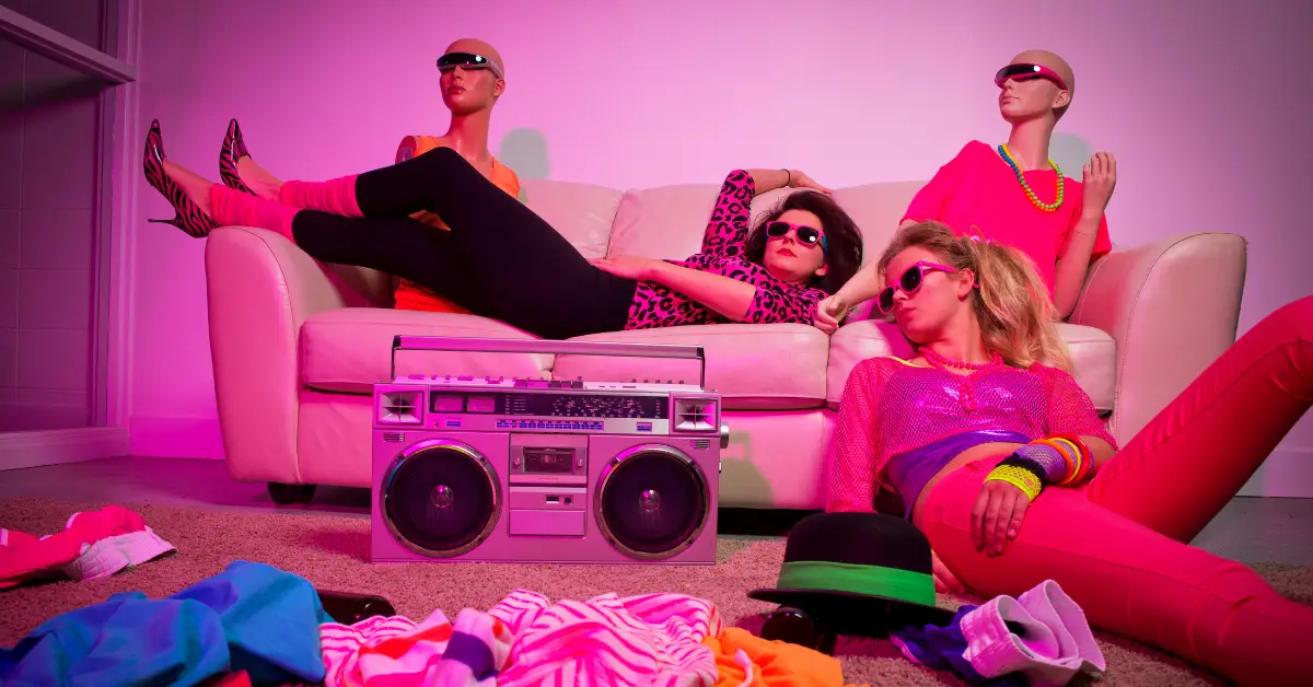 90s Fashion Trends: Iconic Styles That Are Making a Comeback